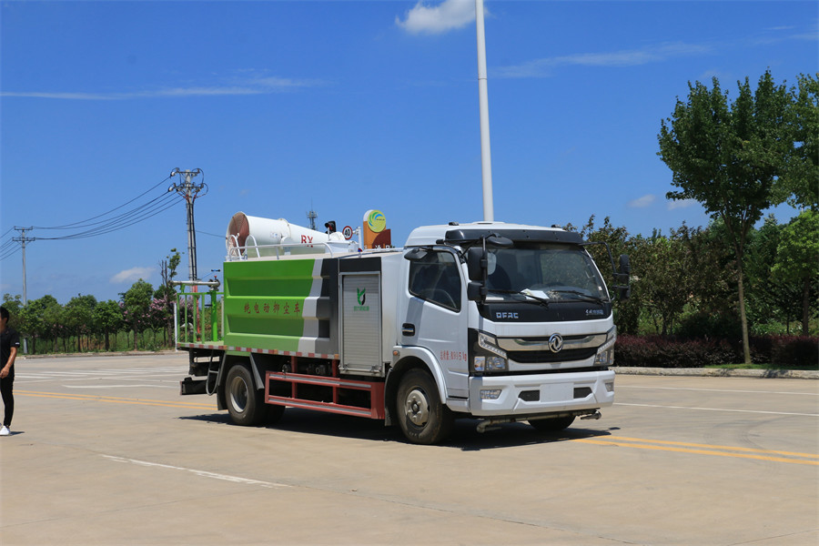 6方東風(fēng)多利卡D7新能源純電動霧炮抑塵車  凱力